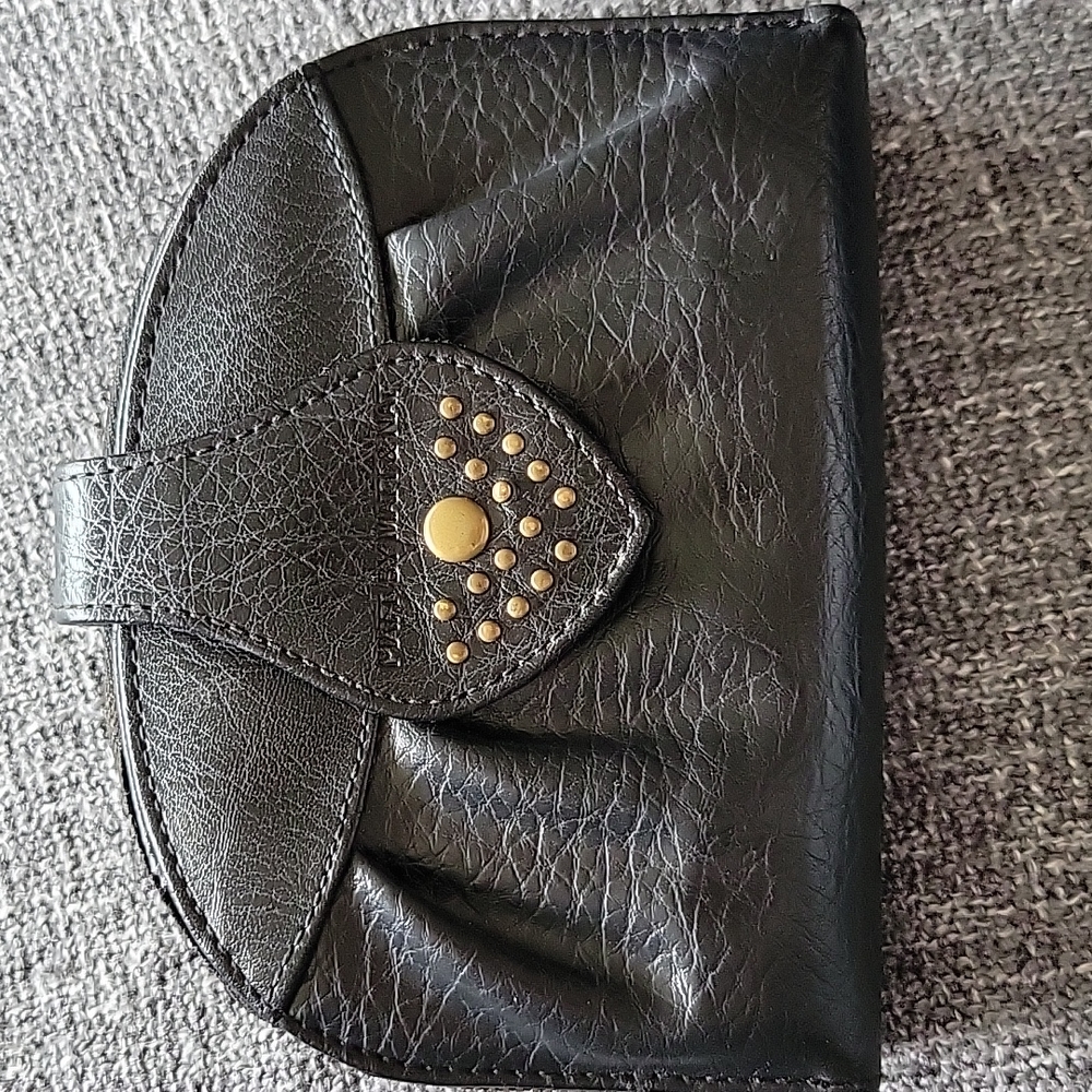 Matt & Nat Black Wallet with Gold Accents